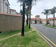 Townhouse for sale in Ormonde View