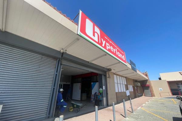 Prime retail space to let in Boksburg, measuring 1800sqm.  The property is fully tiled ...