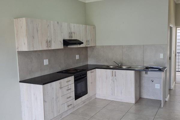 2 Bedroom Flat for sale with 24-Hour Manned Security - Langverwacht The Oaks

Key ...