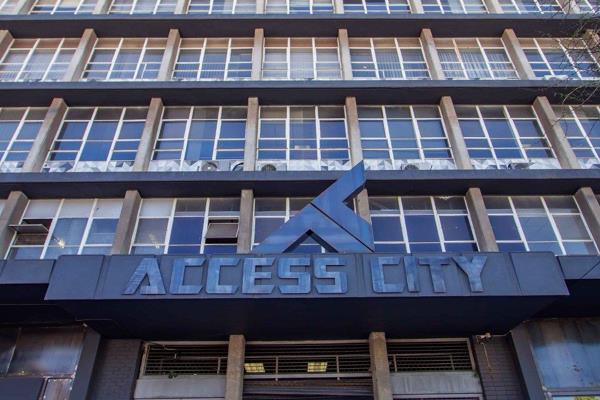 This well sized 62 sqm space To Let in Doornfontein, Access City Building is situated in a secure area.

It offers the opportunity ...