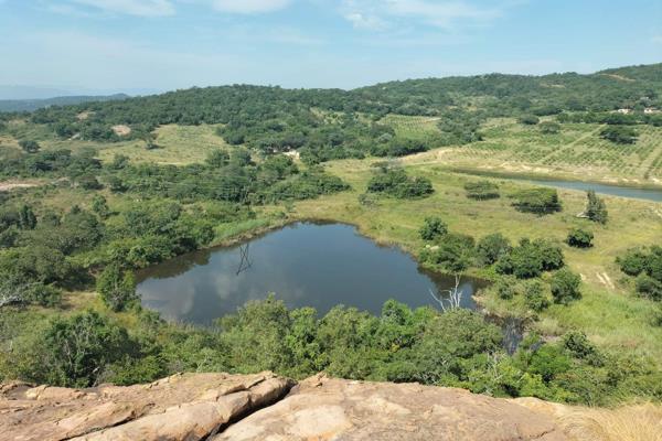 This beautiful 95 Ha Gem sits halfway between Nelspruit and White River 1km from the R40. Bordering Kiaat township on West side and ...