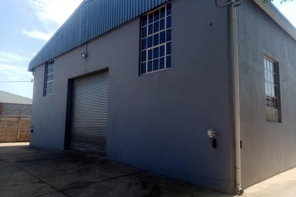 Offering high roof for maximum height for storage 

Ample parking space 

Office component with ablution and shower facilities. ...