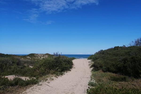 Why should you consider relocating to Paradise Beach?
- Rated one of the best beaches in South Africa
- Climate is mild throughout ...