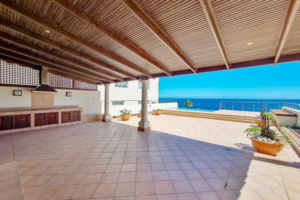 Unfurnished Penthouse available immediately
This beachfront apartment is the ultimate in luxury living, with high-end finishes ...