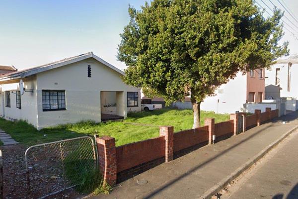 For sale

r 6 400 000.00  - ONO

2 Adjacent erf FOR SALE in Ndabebi Maitland

Size of the two plots combined is averaged at 3 000 ...