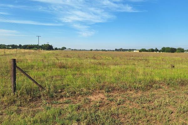 27125 sq m
Vacant land - corner stand
Beautiful land to do planting
No water of electricity
Eskom electricity is nearby to ...