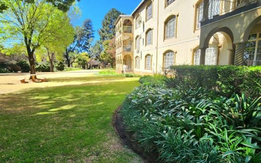 3 Bedroom Apartment / Flat for sale in Vanderbijlpark SW 5