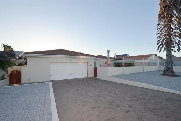 Sole Mandate
Are you dreaming of a spacious family home in the heart of Yzerfontein? ...