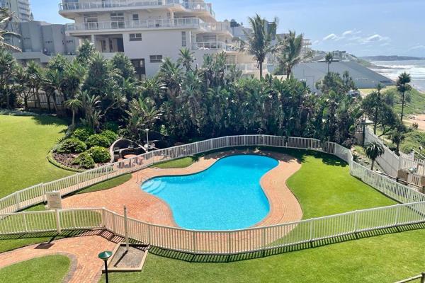 Ocean views and glorious weather streaming into this delightful apartment overlooking ...