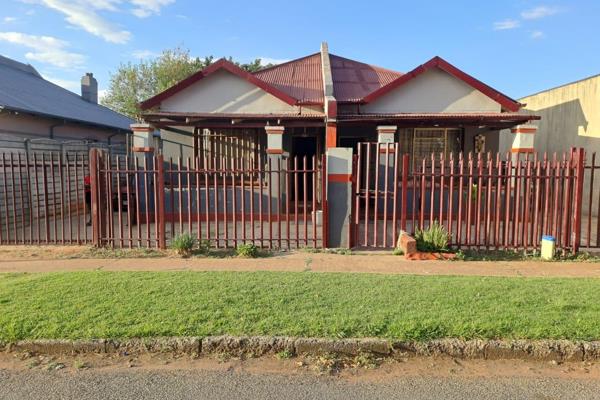 Two semi houses.. two properties for the price of one, with rental income of more than R10 000 monthly on one semi, RENTAL OPPORTUNITY ...