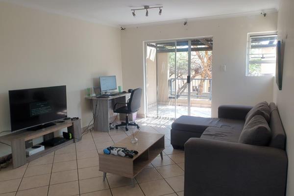 This spacious 2-bedroom, 2-bathroom unit nestled in a prime area of Pretoria East offers ...