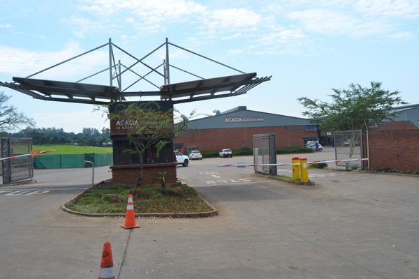Warehouses to let in Waterfall in an immaculate business park with many versatile units ...