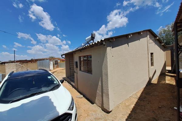 Cozy 1-Bedroom Home for Rent – R3,900/Month

Discover comfort in this charming ...