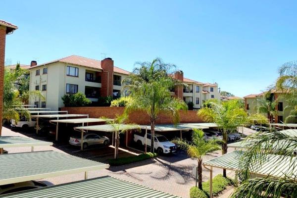 FIRST FLOOR 2BED 2BATH APARTMENT 

Situated in the serene suburb of Sunninghill 

This apartment offers a modern open plan kitchen ...