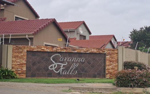 3 Bedroom Townhouse for sale in Waterkloof