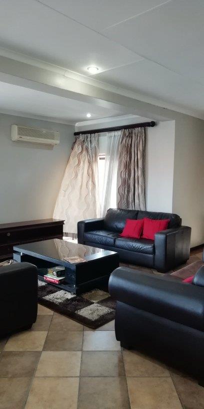 Listing number: P24-114173768, Image number: 2