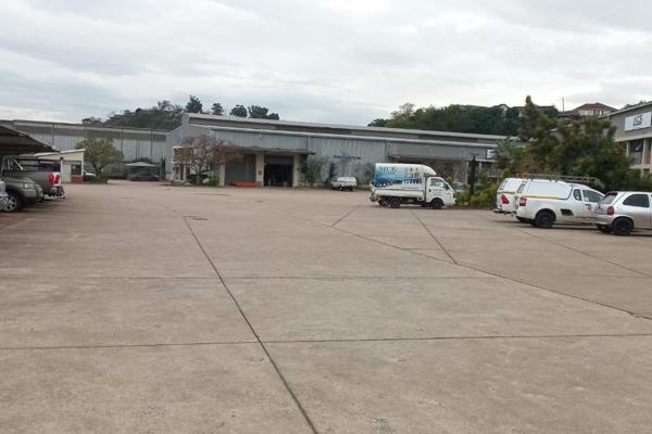 Prime Property presents a 1008m2 warehouse unit for Sale in Riverhorse Valley.
The warehouse unit is located in a well maintained ...