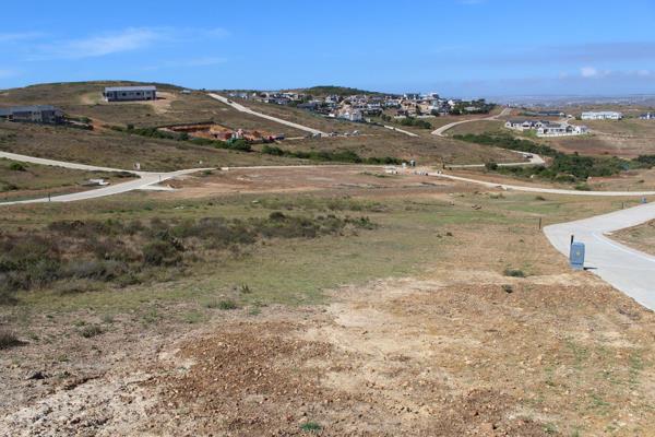 Buy direct from the developer .
Vacant stand available in an exclusive wildlife estate close to Hartenbos.
Large vacant stand of ...