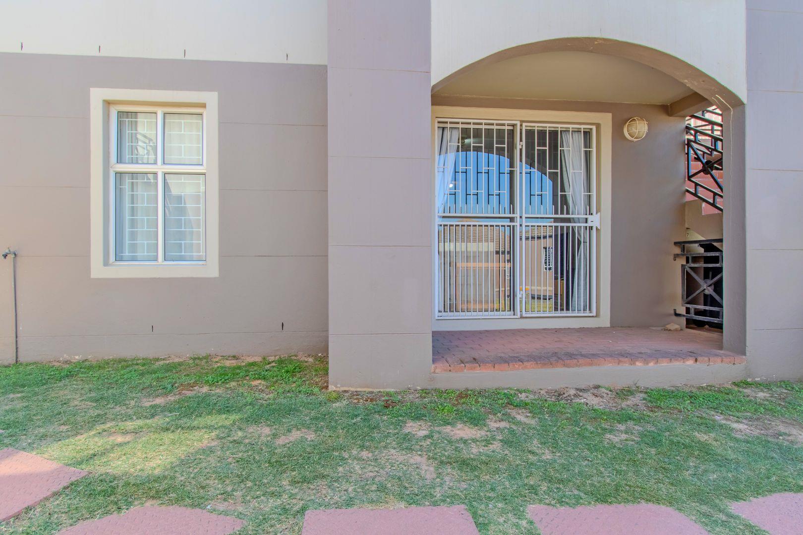 Apartments / Flats For Sale In Brackenfell : Brackenfell Property ...