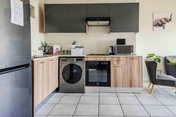 FULL FURNISHED 1 BED R9000



Discover Unmatched Luxury and Convenience at Greencreek ...