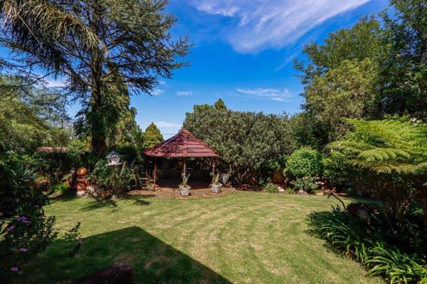 Nestled in the heart of Signal Hill is a well-maintained spacious family home, gorgeous manicured private garden with lush trees and ...