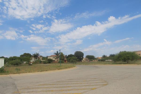 Seize the opportunity to build your dream home on this spacious 1,342m2 stand in the prestigious Prestige Estate. Ideally located, this ...