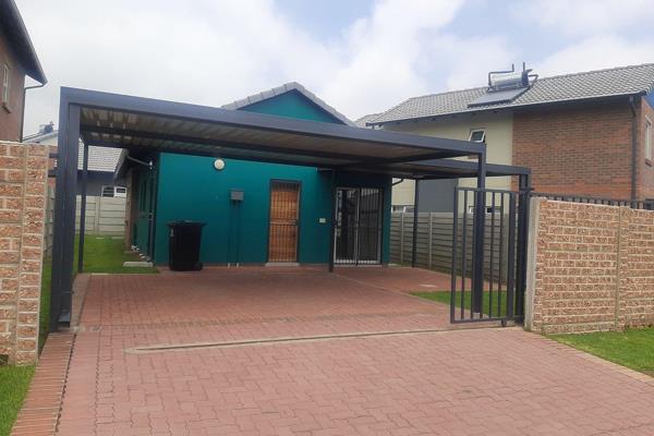 Parkdene Manor is located in a highly sought after neighbourhood in Parkdene, Boksburg. ...