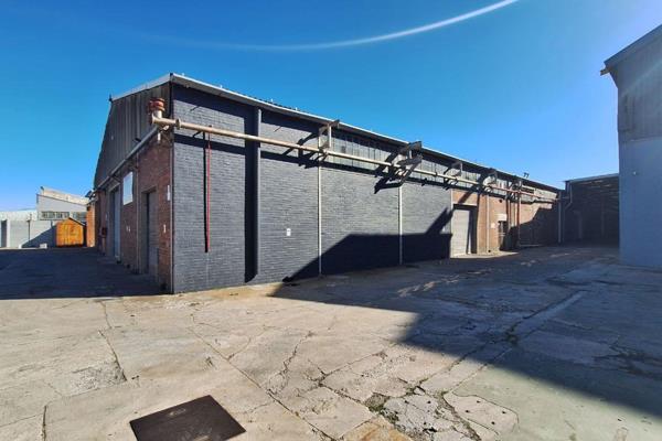 142 BURMAN ROAD | DEAL PARTY | WELL DESIGNED WAREHOUSE TO LET

Introducing an ...