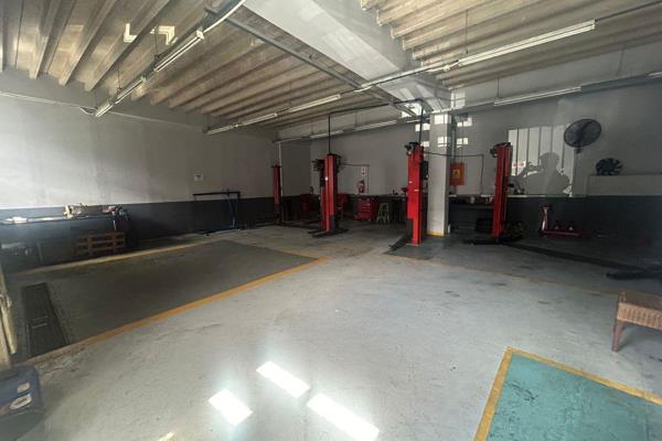 Workshop Space Available for Lease in Pinetown - 155sqm

Unlock the potential of your mechanical business with this versatile workshop ...