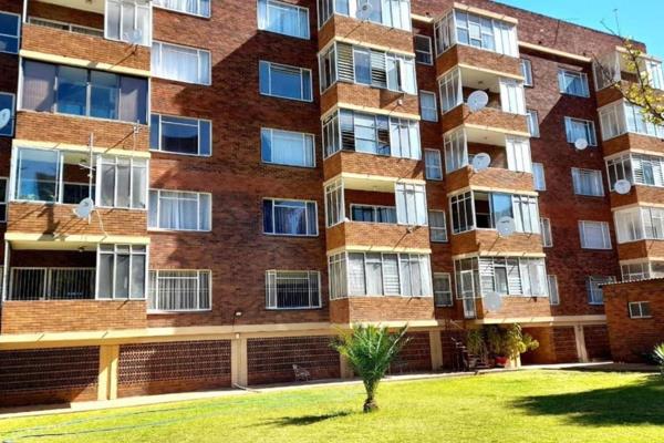 Looking for a home for you and your family? 

Look no further as we present to you a two bedroom apartment located on the northern ...