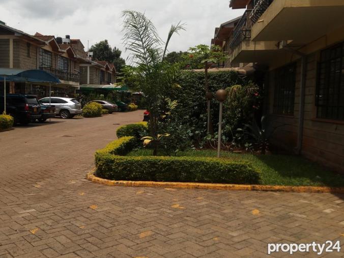 4 Bedroom Townhouse to Rent in Parklands