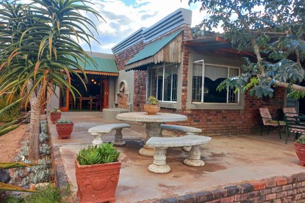 Nestled in the tranquil bushveld just 12 kilometers from Polokwane central, this 4.28 HA smallholding offers a unique opportunity for ...