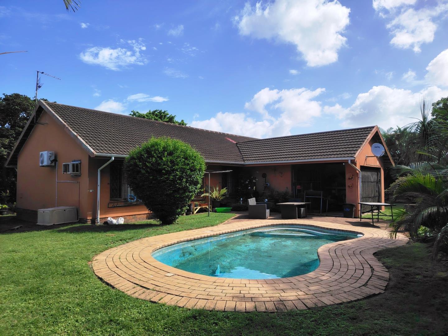 5 Bedroom House for sale in Veld En Vlei P24114203798