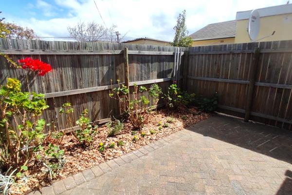 Spacious studio cottage with plenty of natural light and enclosed private garden is a hidden treasure!

Conveniently positioned just ...