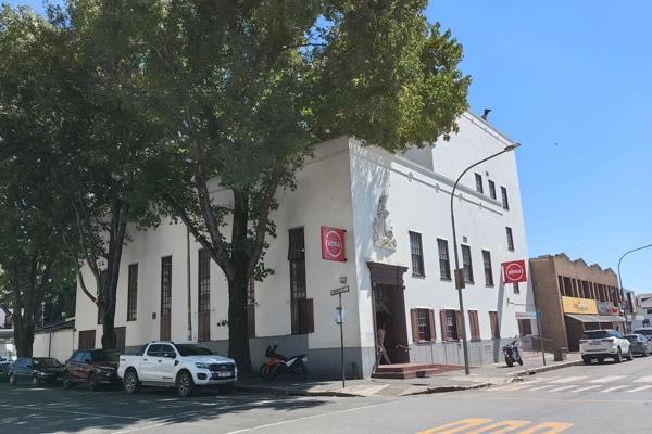 On Auction - 22 May 2024 - Corner Commercial Building in Heart of Paarl

Nestled in the heart of the business district in Paarl, this heritage building stands on the corner of Main Road and Nantes Street at 328 Main Road ...