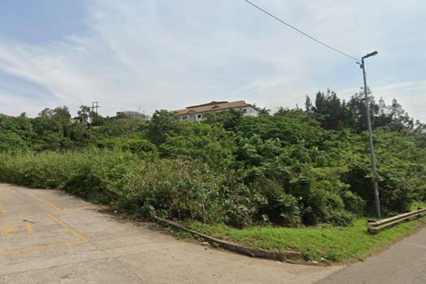 This 4047 square meter piece of land in Verulam offers a prime location near the central business district, making it an ideal ...