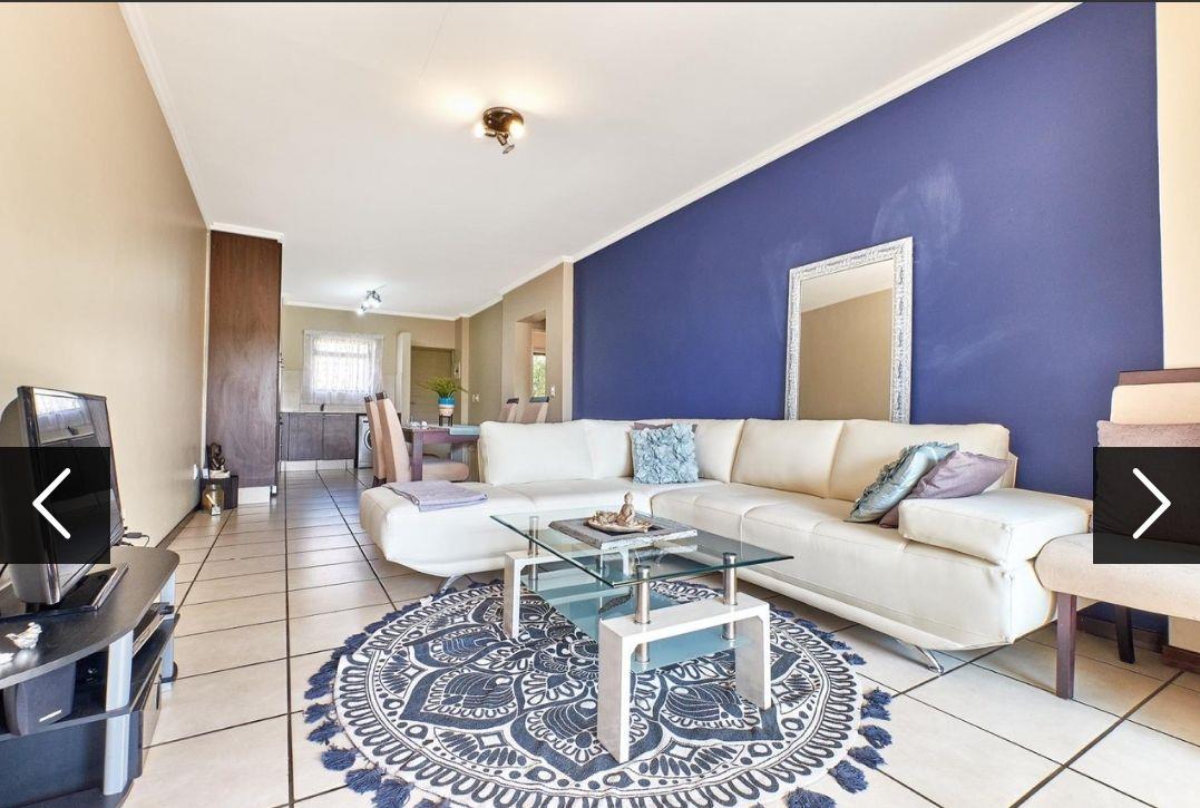 2 Bedroom Apartment / flat to rent in Cedar Hills Private Estate P24