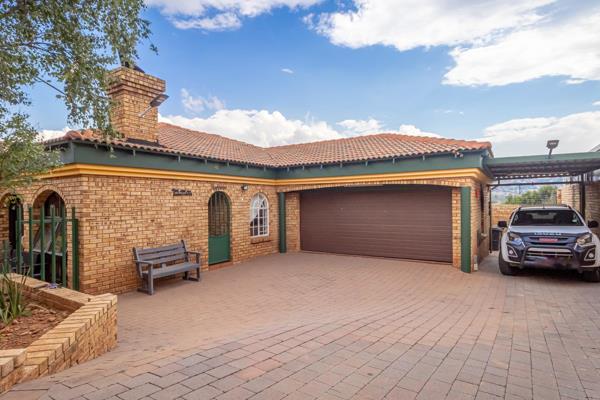 Located in a secure estate in Rangeview, near Curro Private Schools and a range of ...