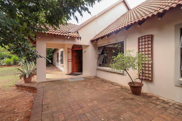 Experience opulent living in this meticulously crafted 4-bedroom, 2-bathroom residence situated in Wilkoppies. Here&#39;s a closer look ...