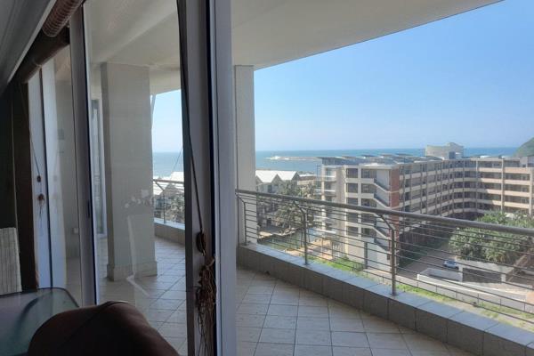 Stunning 234 m2 penthouse with harbour views, situated in an iconic block on Timeball Square, on Durban&#39;s booming Point Waterfront. ...