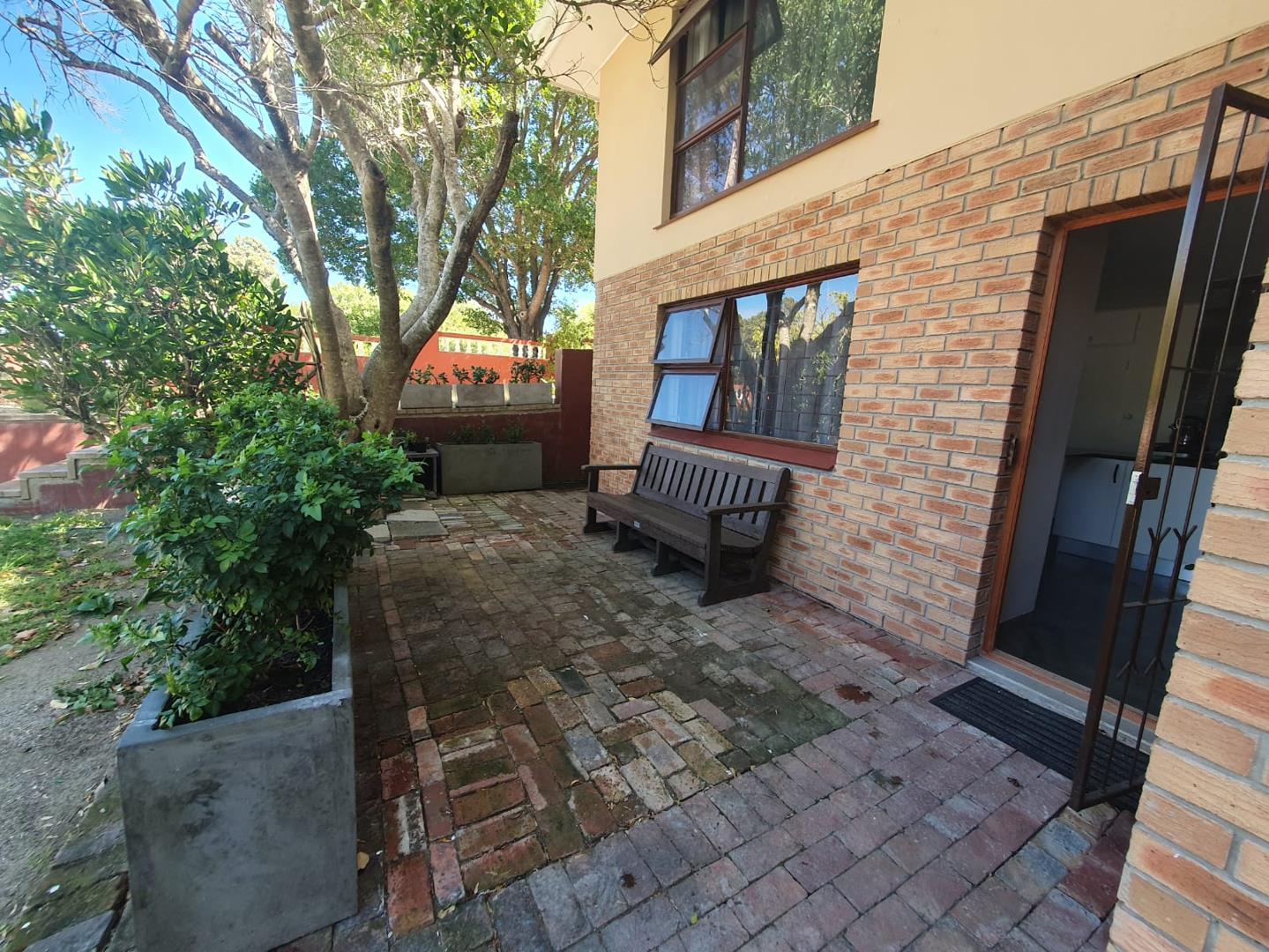 Northcliff, Hermanus Property Property and houses to rent in