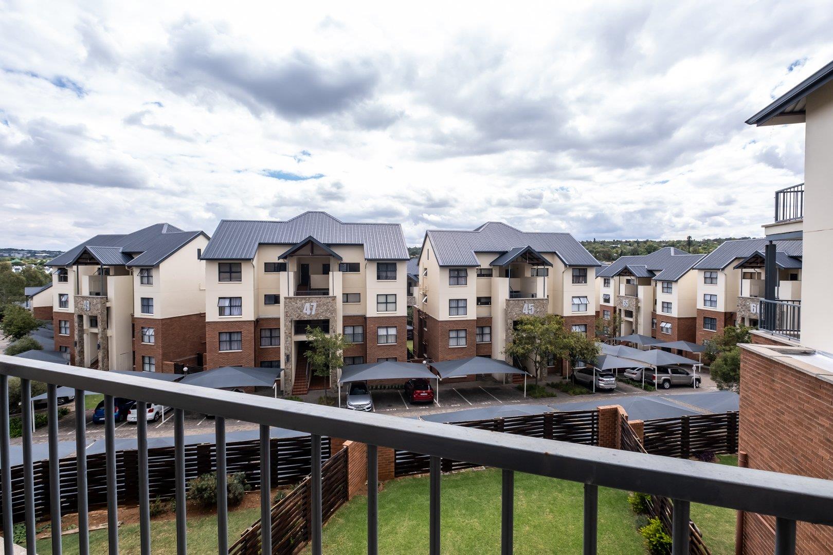 Kyalami Hills Property Apartments / flats for sale in Kyalami Hills