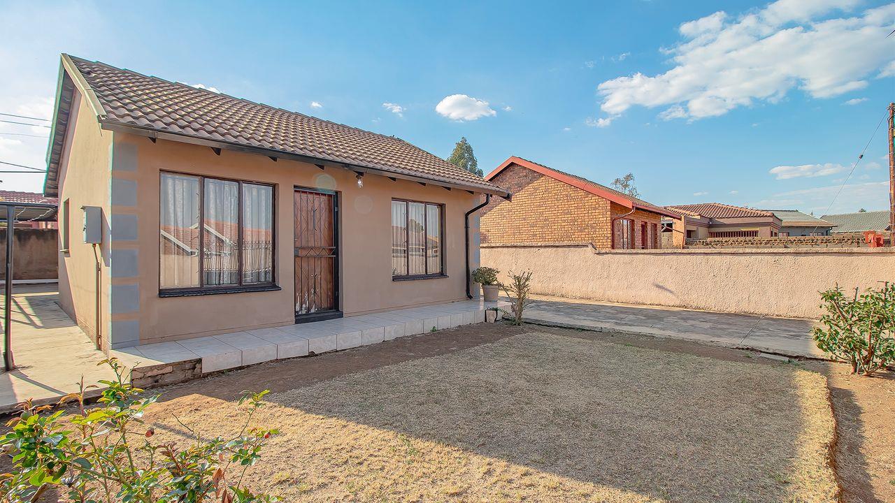 Soshanguve Xx Property : Property And Houses For Sale In Soshanguve Xx 