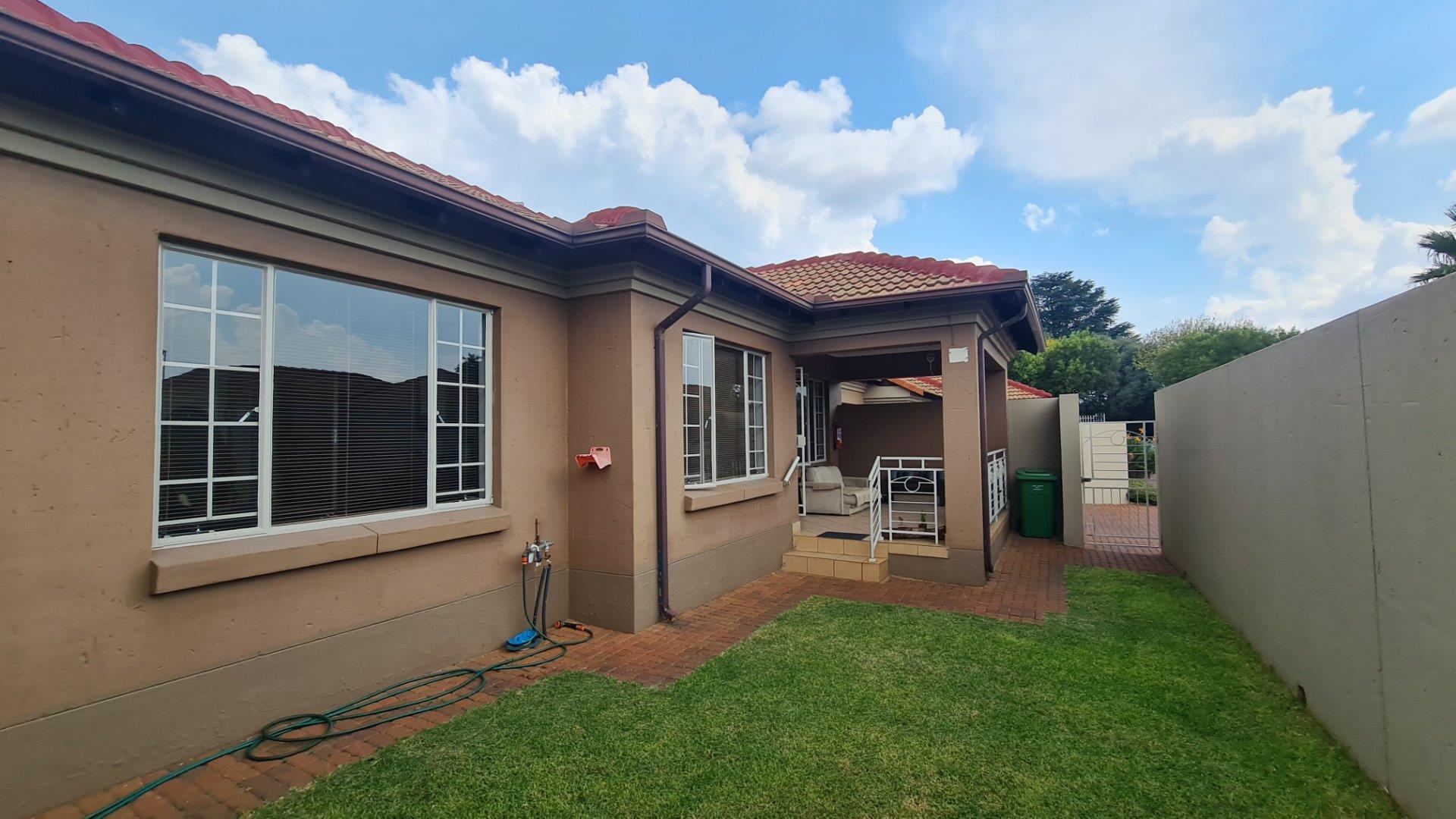 Townhouses for sale in Middelburg, Mpumalanga Middelburg, Mpumalanga