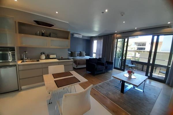 Situated in the heart of Knysna Central, this recently refurbished studio apartment ...