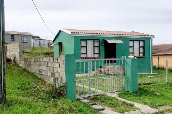 ID Properties presents to you this value for your money. 

This stunning property in mdantsane is available for sale. 

2 bedroom ...