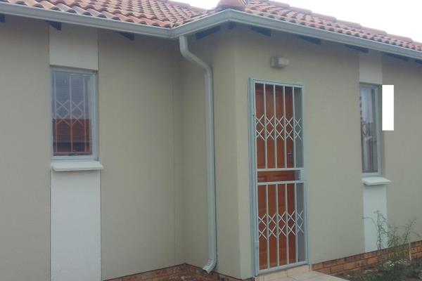 The 3-bedroom, 2-bathroom home in Savanna City, Midvaal, offers comfortable and modern living in a suburban setting. Here&#39;s a ...