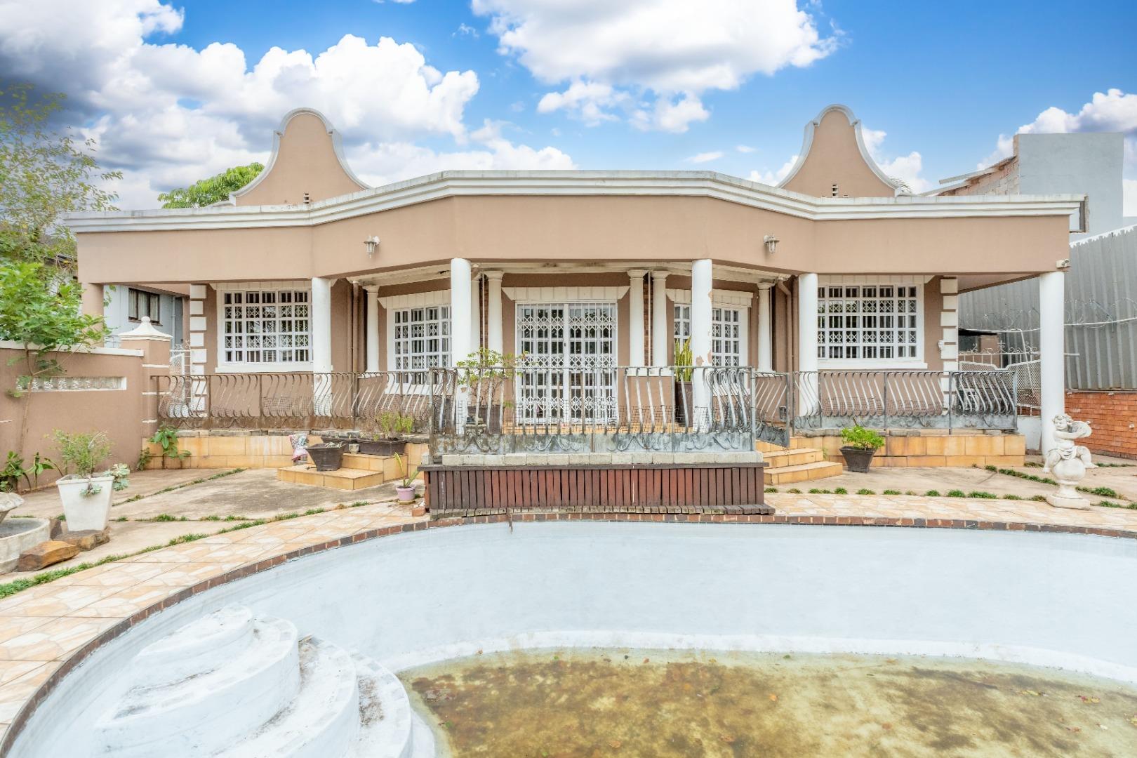10 Bedroom House for sale in Glenwood 469 King Dinuzulu