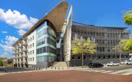 Commercial Property to rent in Melrose Arch