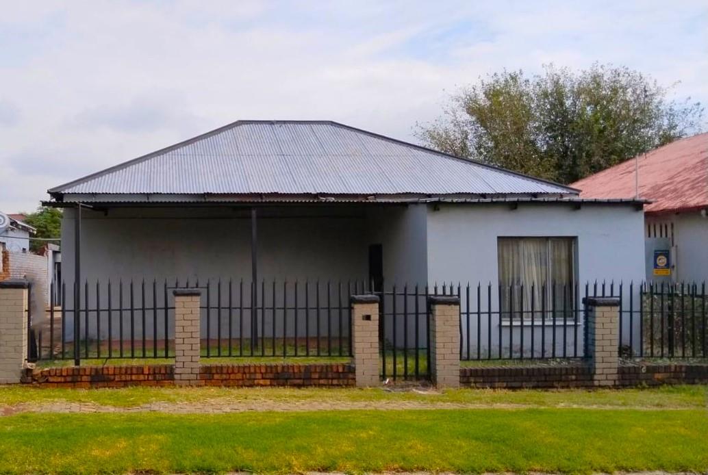 House for sale in Springs Central P24114232874